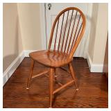 OAK SPINDLE BACK SIDE CHAIR | Appearing in very good condition; h. 36 x w. 17-1/2 x d. 17-1/2 in.