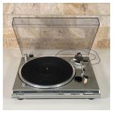 TECHNICS RECORD PLAYER | Vinyl records player / turntable, Technics model SL-QD35, Quartz Direct Dri