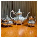 (3pc) REED & BARTON STERLING SILVER | Hampton Court, Shields by Reed and Barton, including a teapot,
