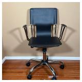 CONTEMPORARY DESK CHAIR | Modern style computer armchair, black stitched upholstered seat and connec