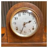 SETH THOMAS MANTEL CLOCK | h. 9-1/4 x w. 16-1/2 x d. 5 in.