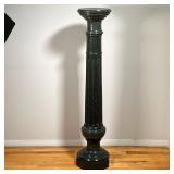 MARBLE DISPLAY COLUMN | Green marble column / pedestal of three-piece construction, the center with 