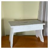 WHITE PAINTED WOODEN FOOTSTOOL | Small, light white wooden step stool - h. 12-1/2 x w. 16-1/2 x d. 1