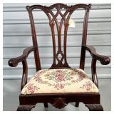 CHIPPENDALE STYLE MAHOGANY ARMCHAIR  | h. 40 x 29 x 25 in.