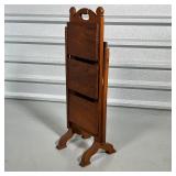 ARTS & CRAFTS SERVING STAND  | Of small size, tabletop serving stand, of the Arts & Crafts Period, h