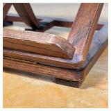 SOLID WOOD LECTERN  | Solid wood, probably oak, with a piano hinge, 20th century - l. 12 x w. 11 x h