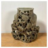 CARVED SOAPSTONE VASE  | Chinese soapstone vase with carved reticulated floral decoration with birds
