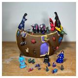 MOISES JIMENEZ (MEXICAN, 20TH C)  | Mexican (Oaxaca) folk art carvings, Noah