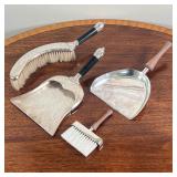 (4pc) TWO SETS TABLE DUSTERS  | One with a curved brush - l. 11.5 in. (largest brush)