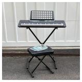 YAMAHA EZ-200 ELECTRIC PIANO  | Electric keyboard with stand and bench