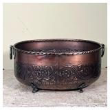 HAMMERED METAL BASIN  | Copper tone basin with hammer imprints - l. 20 x w. 14.5 x h. 8.5 in.