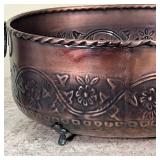 HAMMERED METAL BASIN  | Copper tone basin with hammer imprints - l. 20 x w. 14.5 x h. 8.5 in.