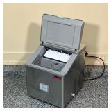 COUNTERTOP ICE MAKER  | Collezoni Professional Series countertop ice maker, model PS78143