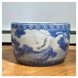 CHINESE JARDINIERE  |  Blue and white painted jardiniere with birds and plants - h. 11 x dia. 18.5 i