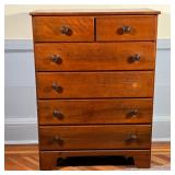 AMERICAN COUNTRY DRESSER  |  Two drawers over four full width drawers - l. 33.5 x w. 18.5 x h. 45 in