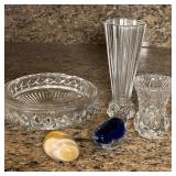 (5pc) MISC DECOR  | Crystal glass vases and ashtray, plus an art glass paper weight and a marble egg