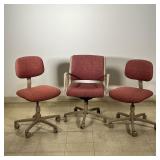 (3pc) STEEL CASE OFFICE CHAIRS  | Computer / desk chair - l. 24 x w. 24 x h. 33 in. (armchair)