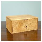 PETER KWASNIEWSKI JEWELRY BOX | Figured tiger maple, lift top and single drawer with felt lined fitt