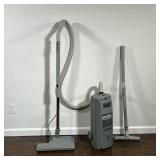 ELECTROLUX AMBASSADOR VACUUM | Turns on brushes spin 