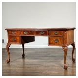 CHIPPENDALE STYLE DESK | Beautifully figured wood, having an inset leather top in three sections.