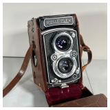ROLLEIFLEX TLR CAMERA | Vintage Rolleiflex twin reflex lens 6x6 film camera with Zeiss Tessar 75mm