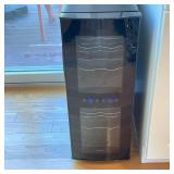 HAIER WINE COOLER | Two-bottle-wide small wine cooler with four shelves, holding up to 8 bottles of 