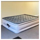 QUEEN AIR MATTRESS | SoundAsleep Products Queen Size Raised Air Mattress with built in electric air 