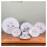 Sango Strafito Connoisseur Fine China | Service for 12, 7 piece place setting plus serving dishes; c