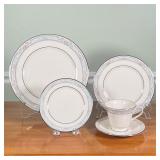 Lenox Charleston China Service | Service for 10, 5 piece place setting; comprising, an 11 inch, dinn