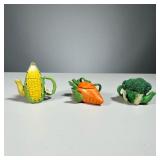 (3PC) MINIATURE TEAPOTS | Miniature vegetable-form ceramic teapots, including carrot, broccoli, and 