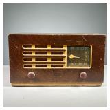 ANTIQUE PHILCO RADIO | Philco Model 48-214 with all original parts and electrical cord. Dimensions: 