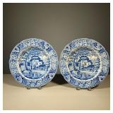 (2PC) PAIR BLUE & WHITE PLATES | With matching chinoiserie scenes, no apparent markings. - dia. 10 i
