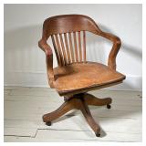GOLDEN OAK SWIVEL DESK CHAIR | Golden Oak banker