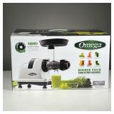 OMEGA JUICER | New in original box 