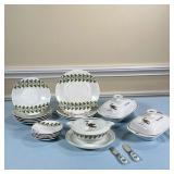 (19PC) MISC. PORCELAINE D’AUTEUIL | Including two covered butter dishes (l. 8 in.), two small butter