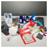 GROUP UNOPENED KITCHEN ITEMS | Including an ice cream, scoop, garlic press, cheese, grater, mushroom