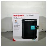 HONEYWELL HEPA AIR PURIFIER | Brand new in box, made for extra large room. - l. 21.25 x w. 13 x h. 2
