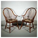 (2PC) ETHAN ALLEN WINDSOR ARMCHAIRS | A pair of Country Crossing style Windsor armchairs by Ethan Al