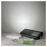 FOOD SAVER VACUUM SEALER | Brand new FoodSaver vacuum sealer with owner