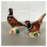 (2PC) PHEASANT SALT & PEPPER SHAKERS | Ceramic pheasant figurine salt and pepper shakers. - l. 6 x w