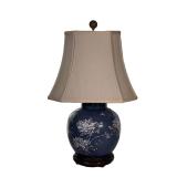 FLORAL BLUE CERAMIC LAMP | Blue and white floral ceramic jar with lid, drilled and electrified, with