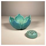 (2pc) VAN BRIGLE TULIP POT | Van Briggle Pot in turquoise with matching frog Both marked Van Briggle