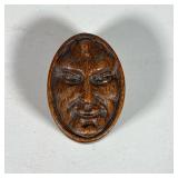 CARVED FACE ENGLISH SNUFF BOX | 19th C Snuff Box in oak with Man