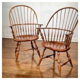 (2PC) PAIR D.R. DIMES BOW BACK WINDSOR ARMCHAIRS | bow back Windsor armchairs. - l. 21 x w. 25.5 x h