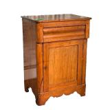 SINGLE DRAWER NIGHT STAND | Single drawer over single cabinet door. - l. 16 x w. 20 x h. 29 in