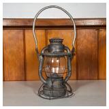 DIETS VESTA RAILROAD LANTERN | “New York Dietz Vesta USA C&B LRR” “S-5-40”. Syracuse May 1940. With 