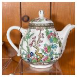 (21PC) COALPORT INDIAN TREE TEA SET | Coalport Indian Tree Tea Set consisting of: (3) Teapot, creame
