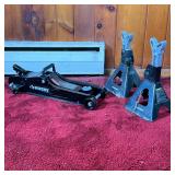 (3PC) HUSKY 2 1/2 TON JACK | Husky “Quick Contact Low Profile Jack. Missing handle. Includes two 3 T