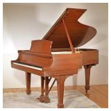 STEINWAY MODEL L GRAND PIANO | S/N 407103. Natural wood case. - l. 70 x w. 57 x h. 38 in 