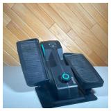 CUBII COMPACT SEATED ELLIPTICAL | Small independent elliptical for seated use. - l. 23 x w. 17.5 x h